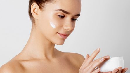 5 kem dưỡng ẩm da mặt đáng thử với mức giá phải chăng